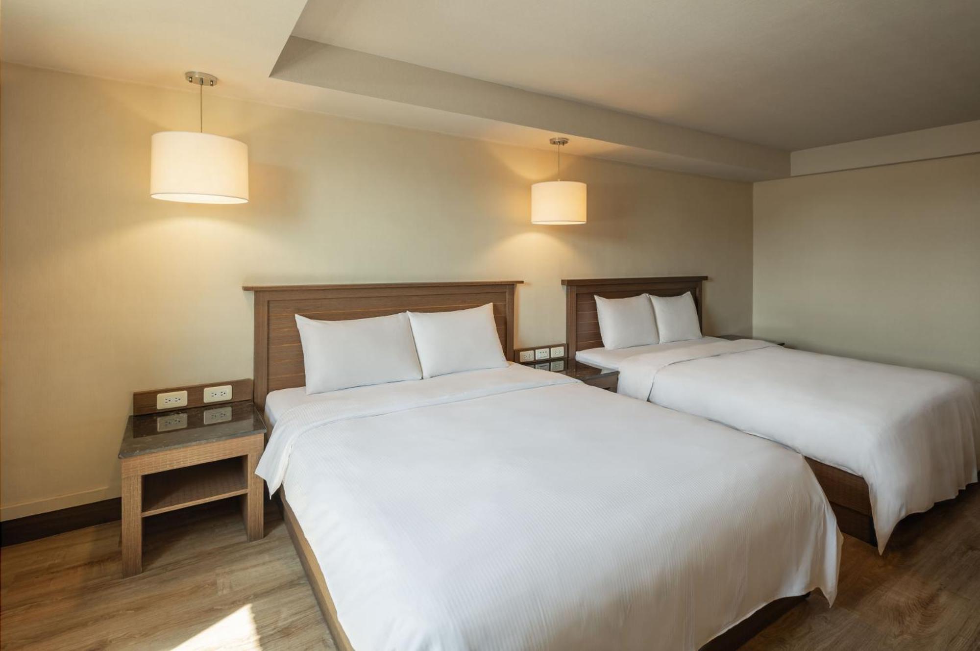 Kindness Hotel - Yuanlin Room photo