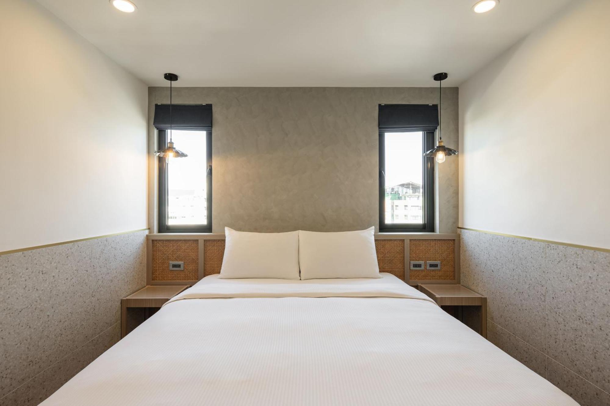 Kindness Hotel - Yuanlin Room photo