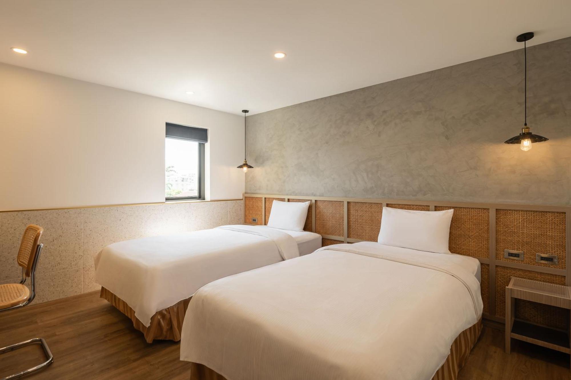 Kindness Hotel - Yuanlin Room photo