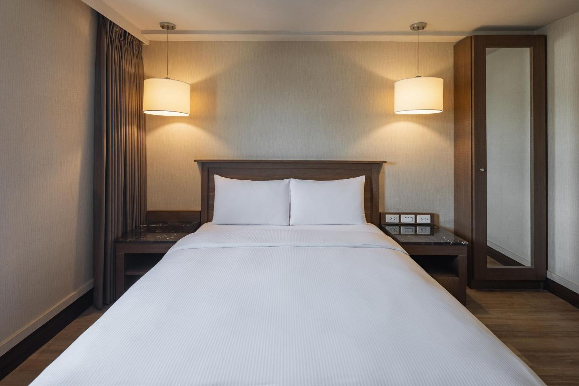 Kindness Hotel - Yuanlin Room photo
