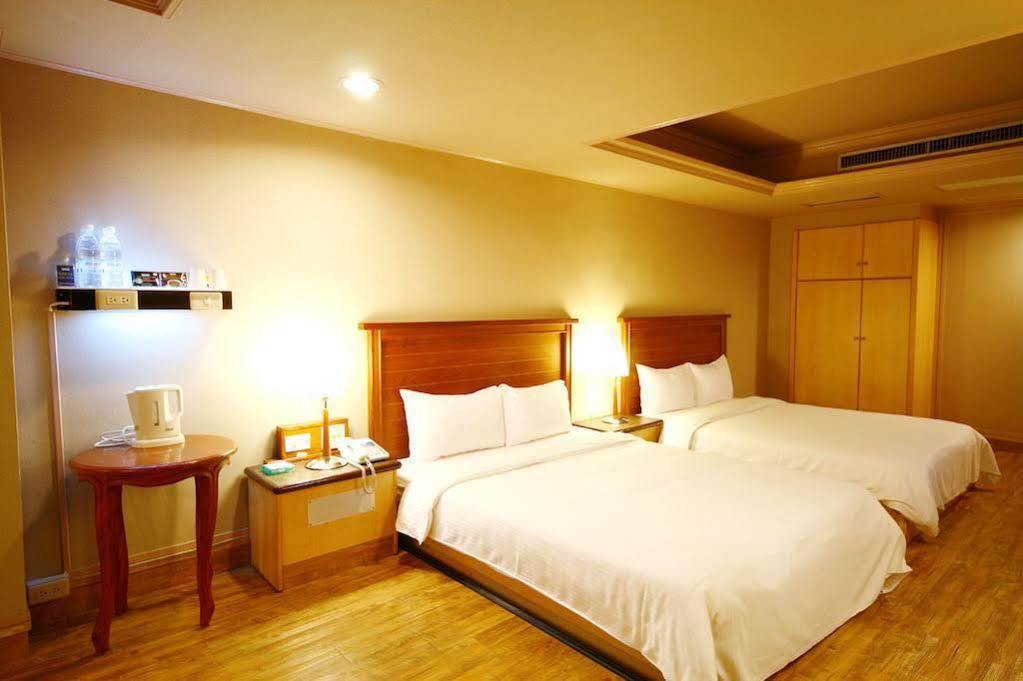 Kindness Hotel - Yuanlin Exterior photo